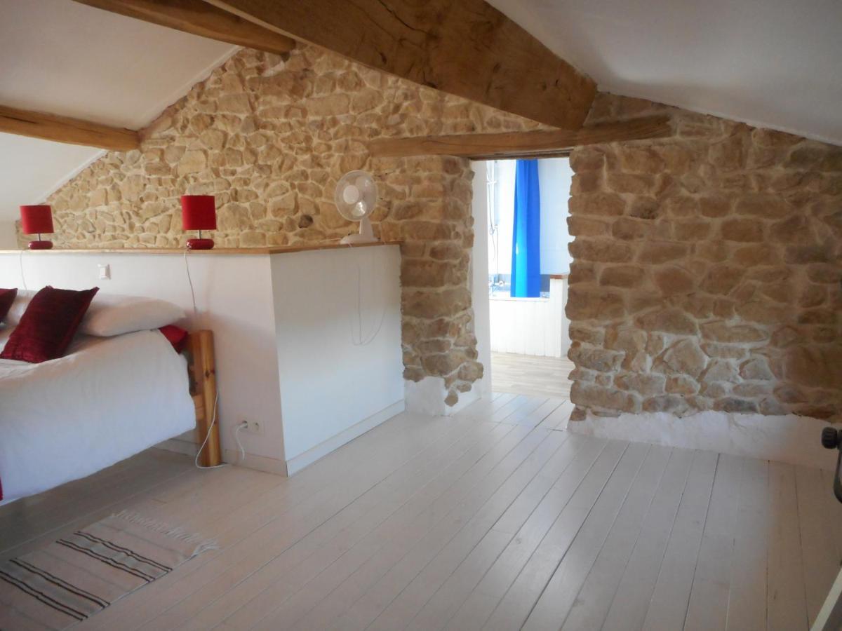 Saint-Pardoux-lʼOrtigier 38 Friaudour B&B 외부 사진