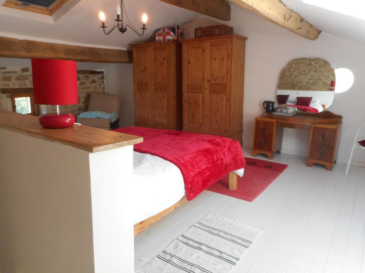 Saint-Pardoux-lʼOrtigier 38 Friaudour B&B 외부 사진