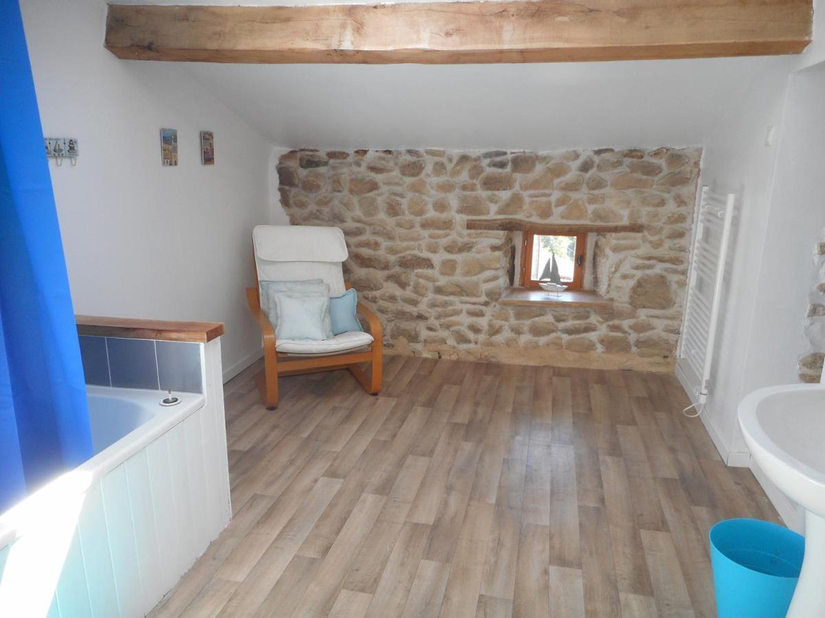 Saint-Pardoux-lʼOrtigier 38 Friaudour B&B 외부 사진