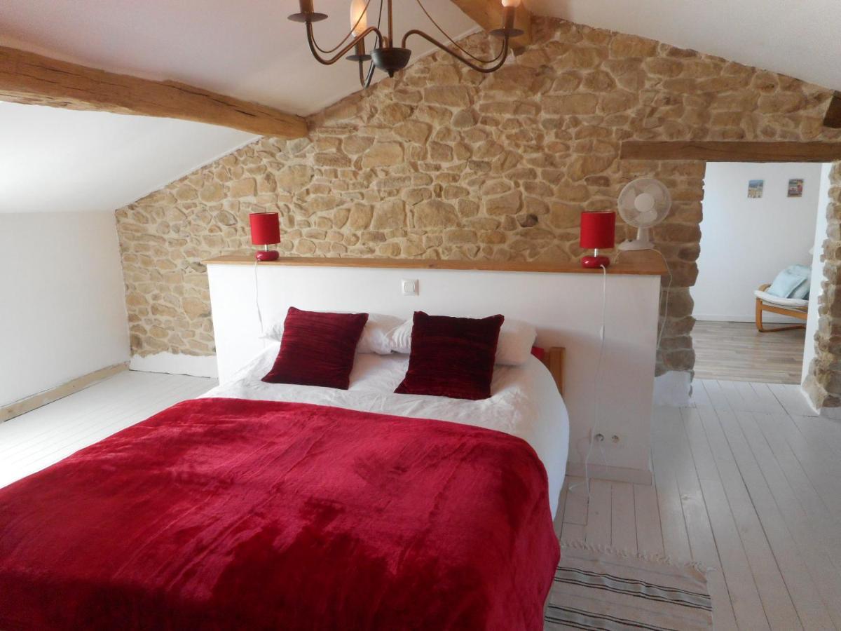 Saint-Pardoux-lʼOrtigier 38 Friaudour B&B 외부 사진