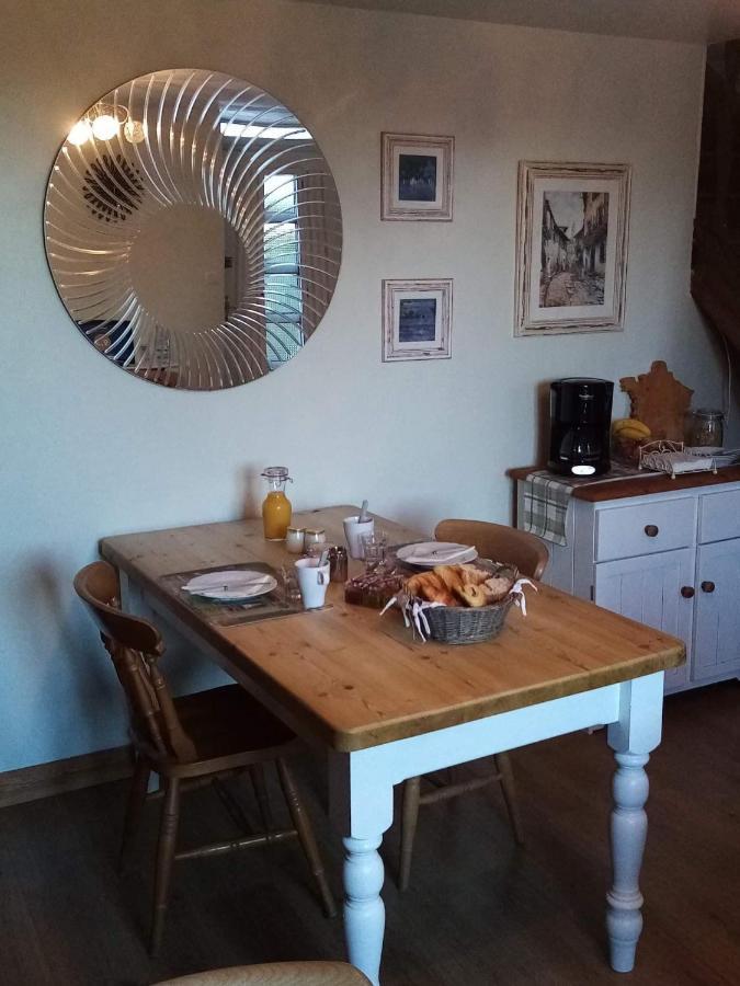 Saint-Pardoux-lʼOrtigier 38 Friaudour B&B 외부 사진