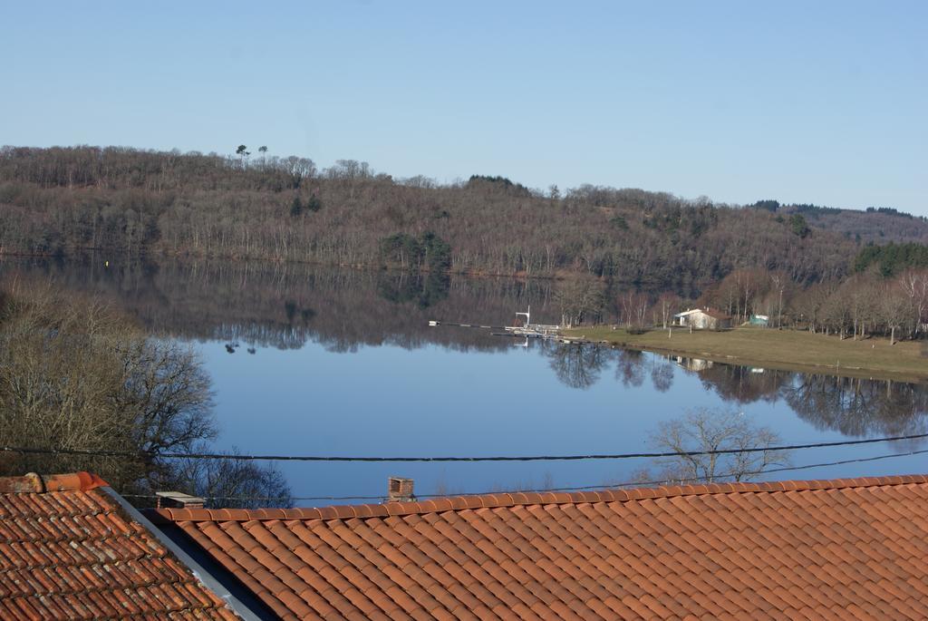 Saint-Pardoux-lʼOrtigier 38 Friaudour B&B 객실 사진