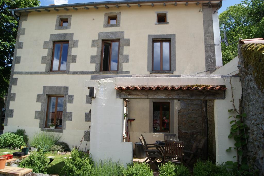 Saint-Pardoux-lʼOrtigier 38 Friaudour B&B 외부 사진