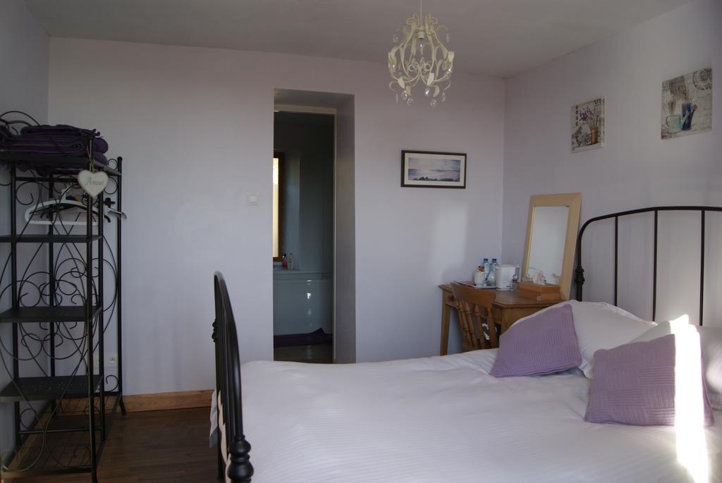 Saint-Pardoux-lʼOrtigier 38 Friaudour B&B 외부 사진