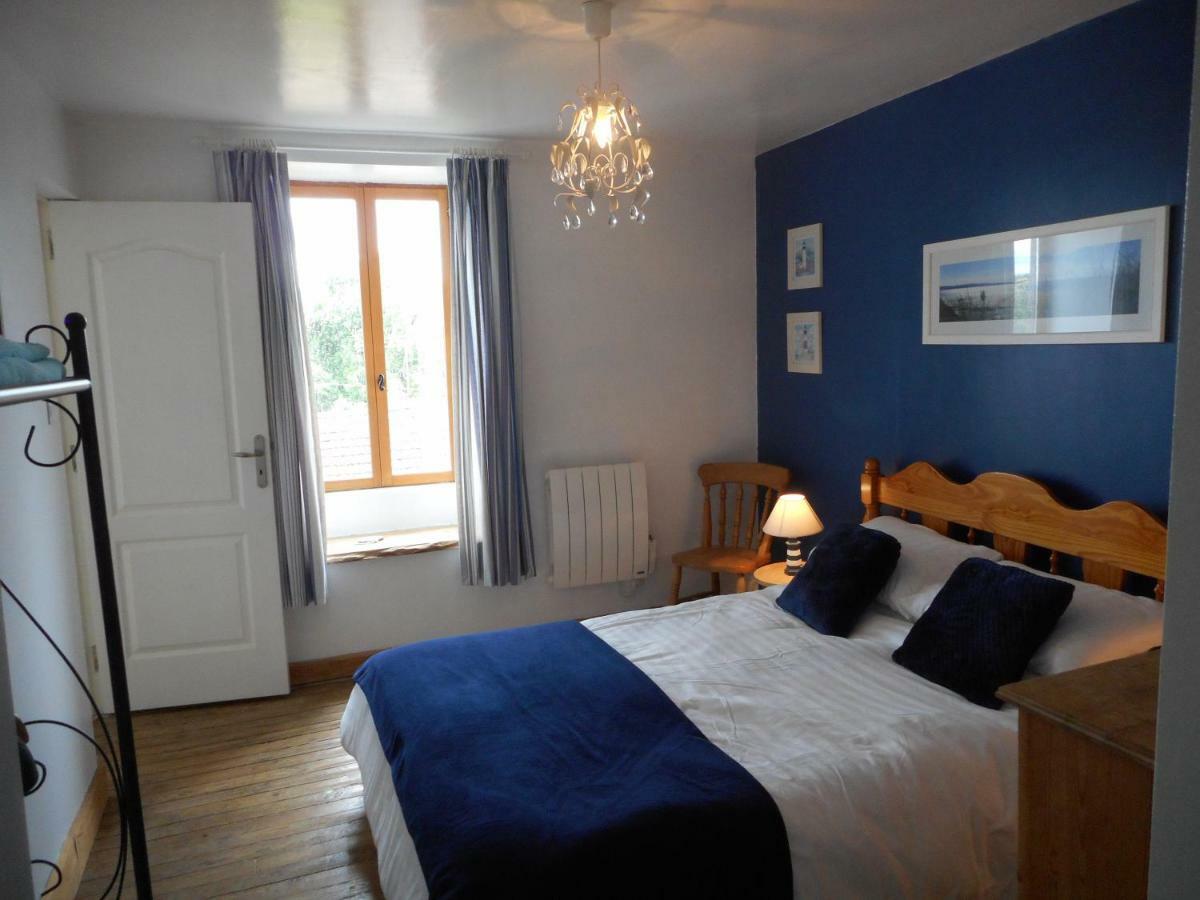 Saint-Pardoux-lʼOrtigier 38 Friaudour B&B 외부 사진